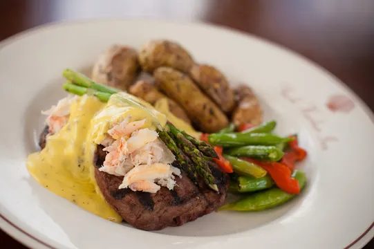 1637 at the York Harbor Inn — American restaurant in York Harbor