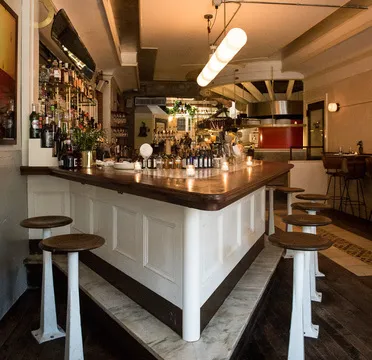 21 Greenpoint — New American restaurant in New York