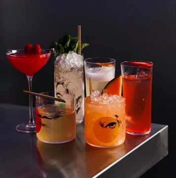 25 HOURS — Cocktail Bar restaurant in New York