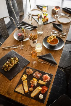 3128 Social House — Gastropub restaurant in Albuquerque