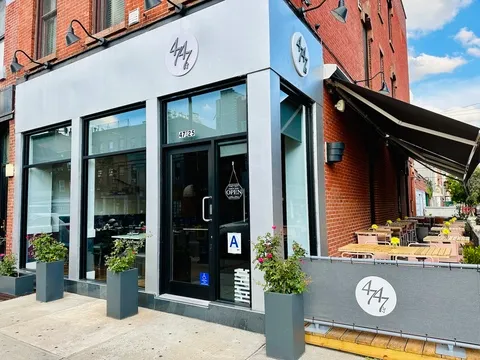 4747LIC — New American restaurant in New York