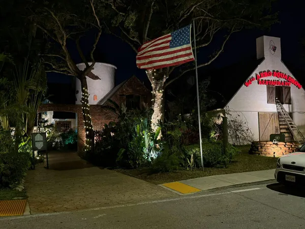 94th Aero Squadron Restaurant — Mediterranean restaurant in Miami