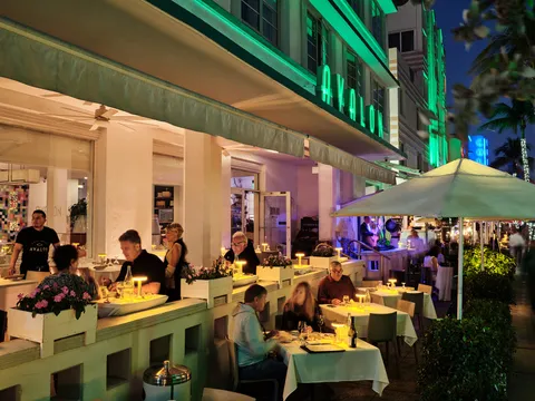 A Fish Called Avalon — Seafood restaurant in Miami