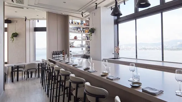 aera — Western restaurant in Wan Chai