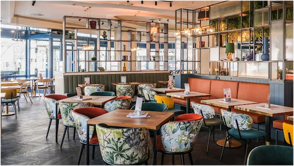 ALEX Berlin am Alex — Modern restaurant in Berlin
