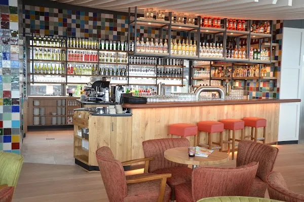 ALEX Hamburg Überseebrücke — Modern restaurant in Hamburg