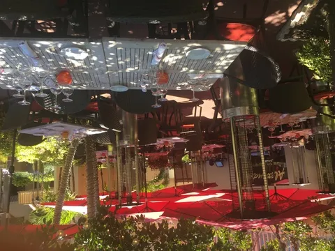 Alexander's Garden Restaurant — European restaurant in Naples