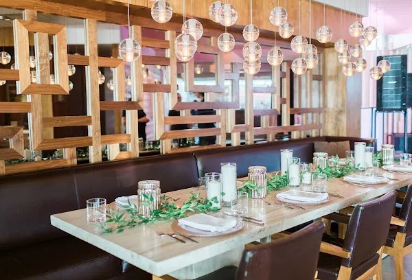 Alloy — International restaurant in Calgary