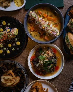 ALORA Restaurant and Bar — Peruvian Vietnamese restaurant in Houston