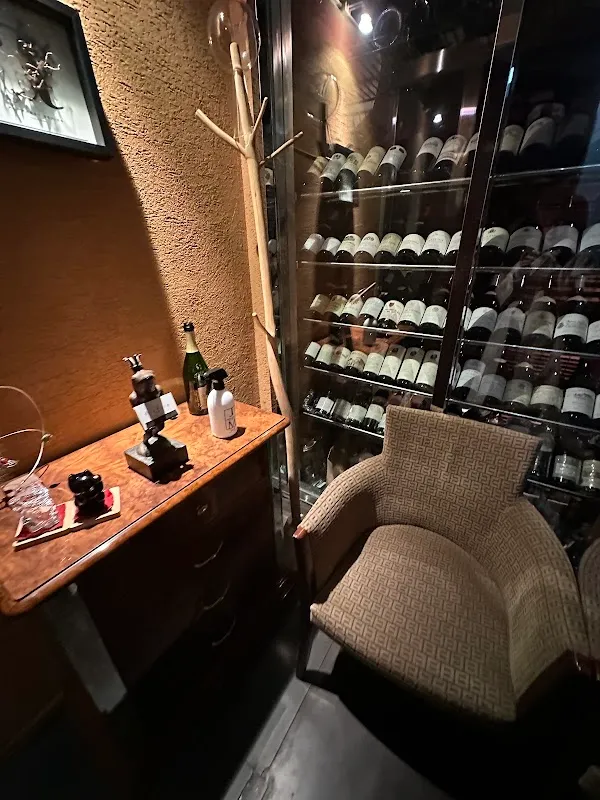 Alveare — Italian restaurant in Tokyo