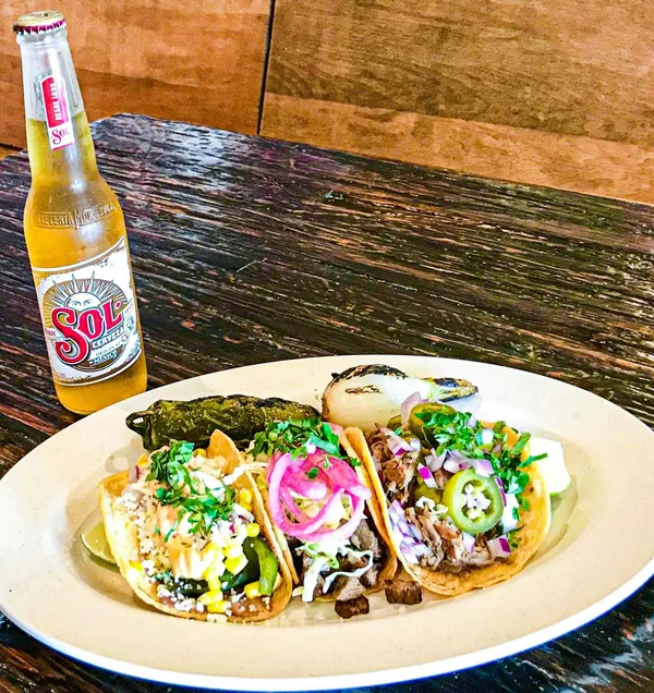 Americanos — Mexican restaurant in Chicago