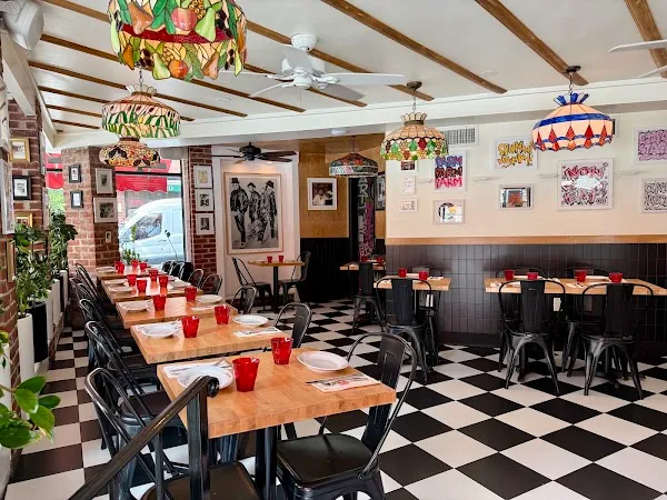 Arthur & Sons - West Village — Italian American restaurant in New York