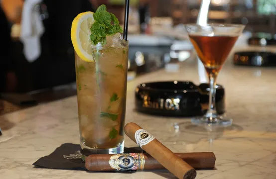 Ashton Cigar Bar — Cocktail Bar restaurant in Philadelphia