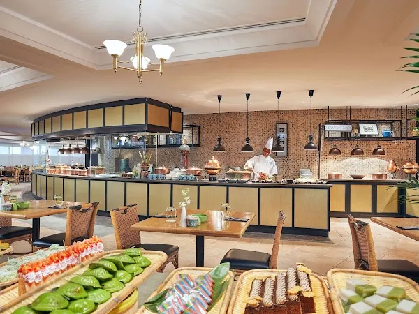 Asian Market Café (Fairmont) — Asian, Buffet restaurant in Singapore