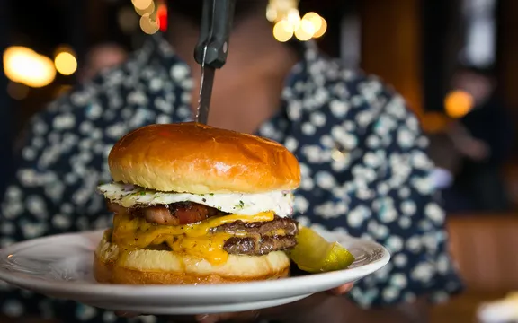 Au Cheval - NYC — American restaurant in New York