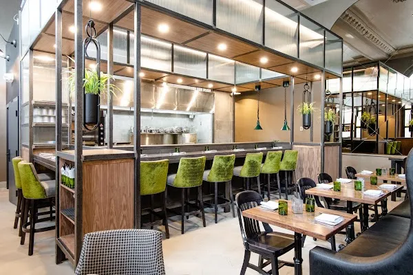 Avenue Restaurant and Bar — Canadian restaurant in Regina