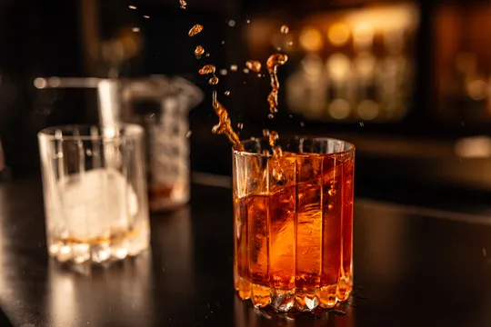 BACK BAR — Cocktail Bar restaurant in New York