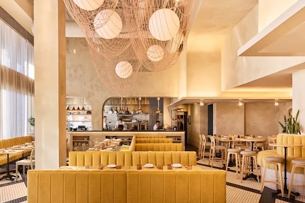 Baleia — Portuguese restaurant in Boston