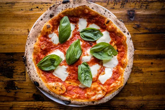 Bar Lucca — Italian restaurant in Conshohocken