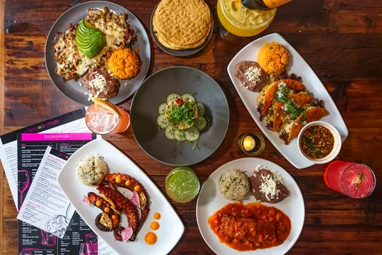 Bar Poca Madre — Mexican restaurant in Burr Ridge