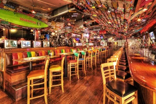 Barney's Beanery Pasadena — American restaurant in Pasadena