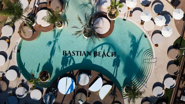 Bastian Beach Club — Fusion restaurant in Barcelona