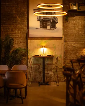 Beggars Banquet — American restaurant in New Orleans