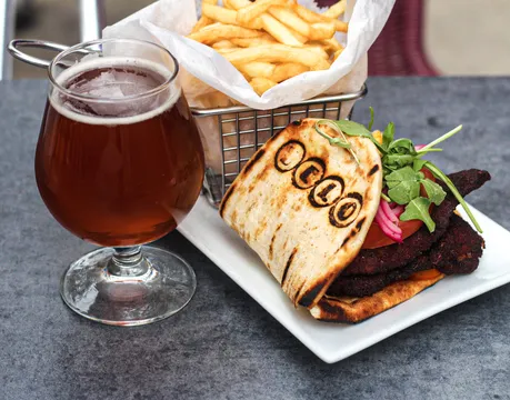 Belo Bar & Kitchen — New American restaurant in Hoboken