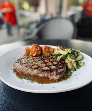 Biscottis — American restaurant in Jacksonville