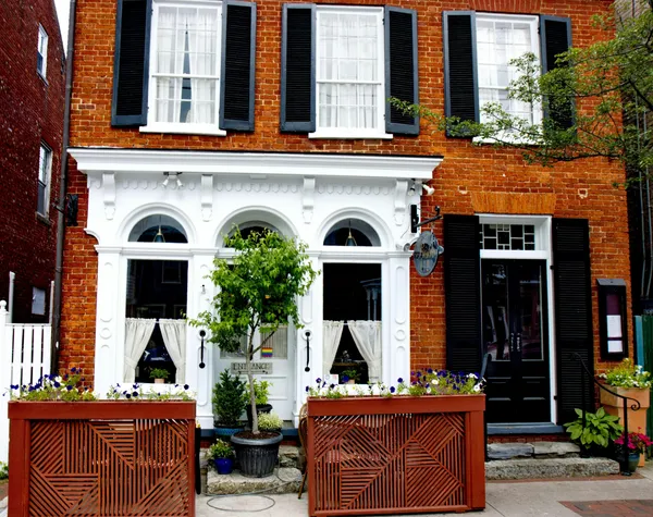 Bistro 112 — French restaurant in Shepherdstown