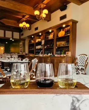 Black Flower Wine & Provisions — Contemporary American restaurant in Hamburg