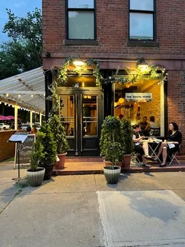 Black Iris — Mediterranean restaurant in New York