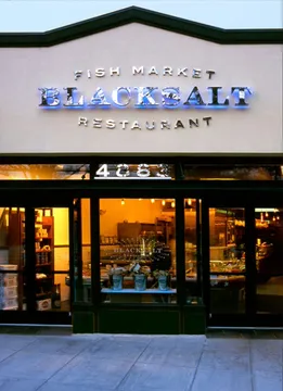 BlackSalt — Seafood restaurant in Washington D.C.