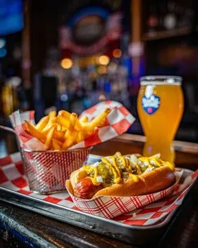 Bleacher Bar — American restaurant in Boston