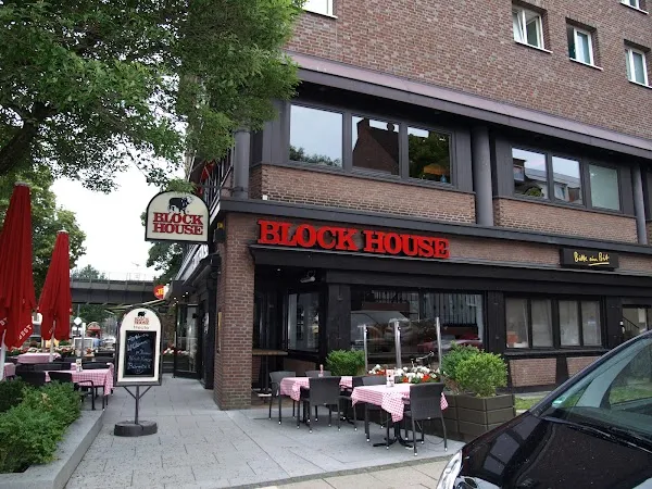 BLOCK HOUSE — Steakhouse restaurant in Hamburg