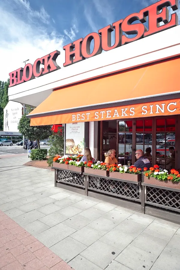 BLOCK HOUSE — Steakhouse restaurant in Hamburg