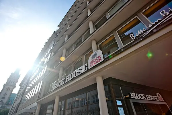 BLOCK HOUSE — Steakhouse restaurant in Hamburg