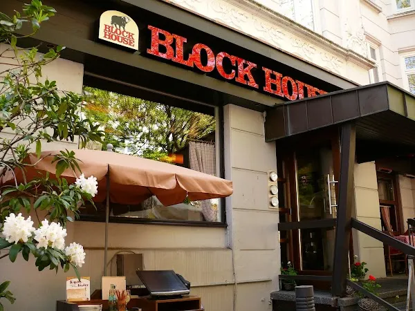 BLOCK HOUSE — Steakhouse restaurant in Hamburg