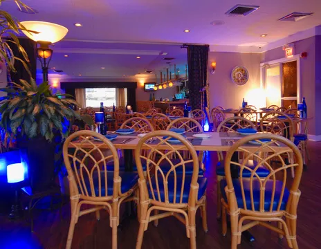 Blue Bistro — American restaurant in Laconia