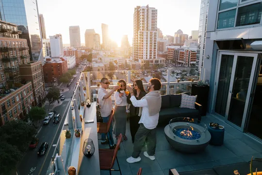 Borrego Rooftop - Kitchen & Cocktails — Rooftop Lounge restaurant in San Diego