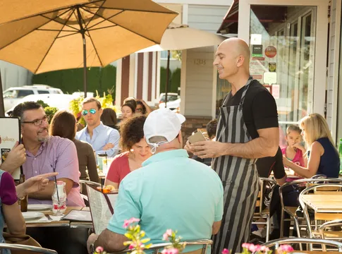 Bosphorus Cafe Grill — Turkish restaurant in Port Washington