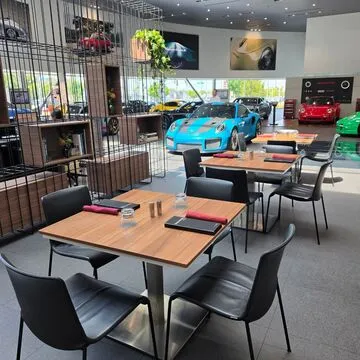 Boxenstopp Restaurant — German restaurant in Santa Clarita