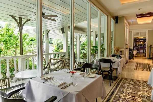 Brasserie 9 — French restaurant in Bangkok