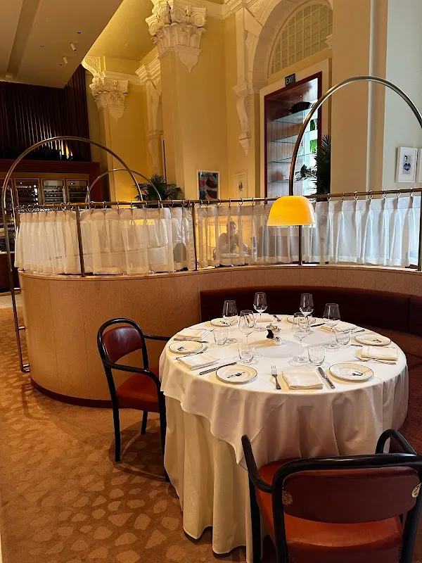 Brasserie Astoria — European Contemporary restaurant in Singapore