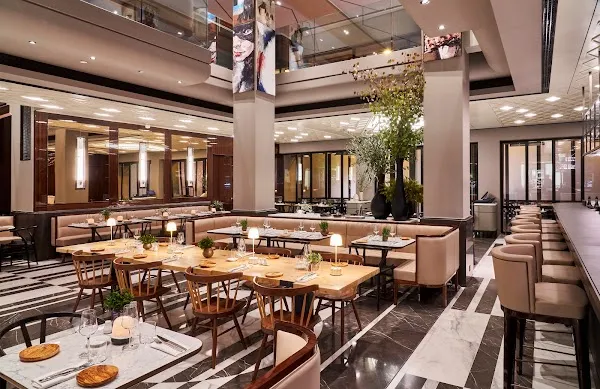 Brasserie Lutetia — French restaurant in Paris