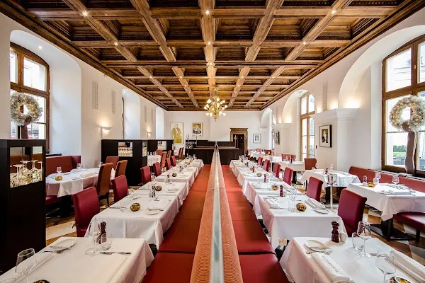 Brasserie Stadthaus — French restaurant in Düsseldorf