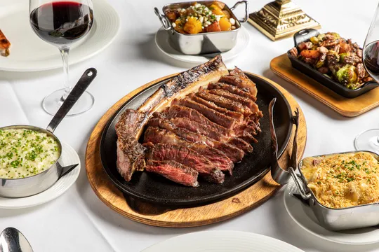 Bridgeman's Chophouse — Steakhouse restaurant in Chattanooga