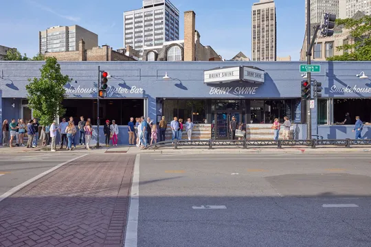 Briny Swine Smokehouse & Oyster Bar — BBQ restaurant in Chicago