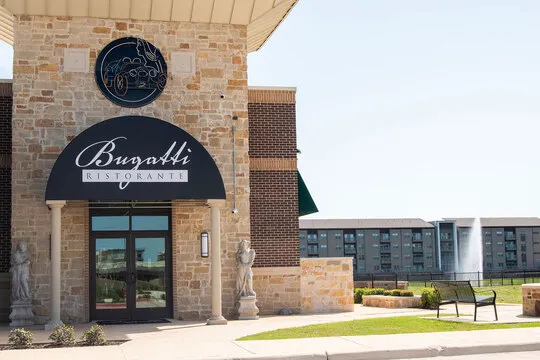 Bugatti Ristorante — Italian restaurant in Farmers Branch