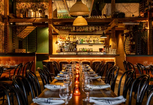 Café Fleuri — French restaurant in New York